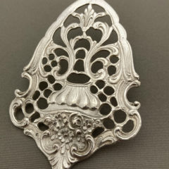 ドイツ「ヒルデスハイムローズ ケーキサーバー 長さ15.5cm