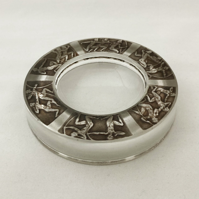 ルネ・ラリック「灰皿：灰皿 アーチャー」《アンティックかとう》