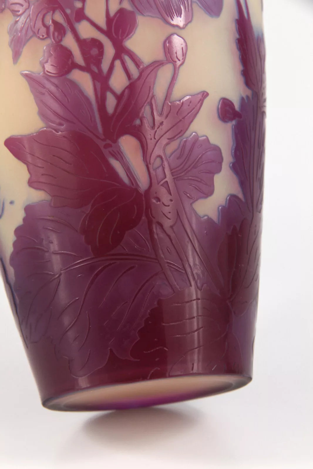 エミールガレ アネモネの花が描かれた花瓶 – アンティークテーブル