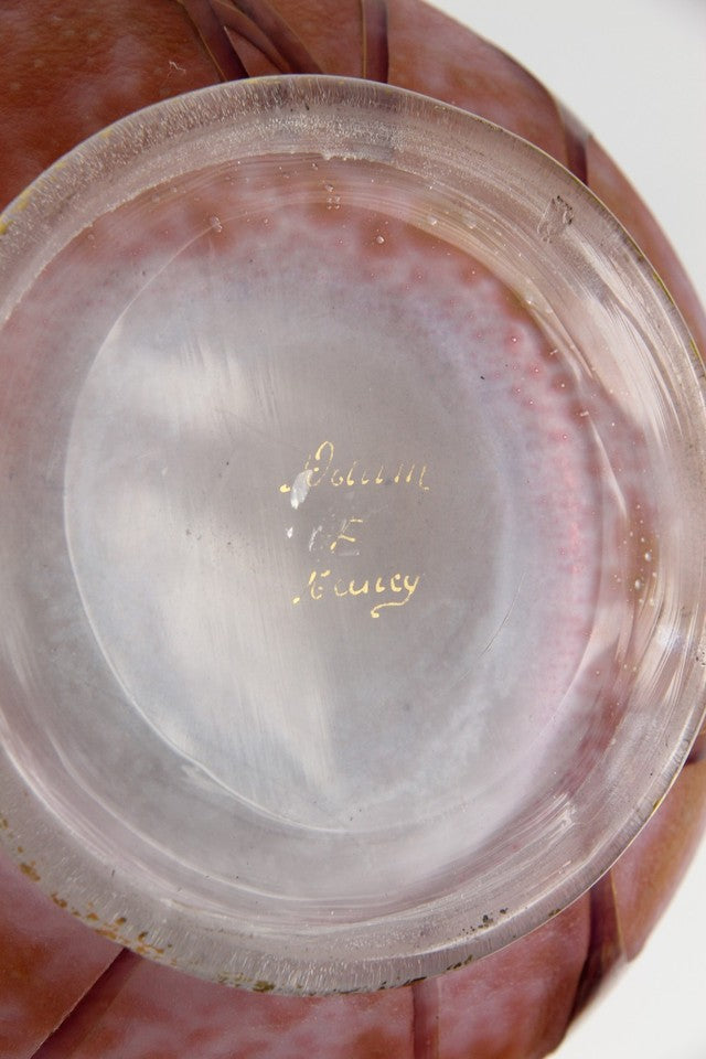 ドームナンシー（ドーム兄弟）百合（ユリ）の花が描かれた金彩の花瓶