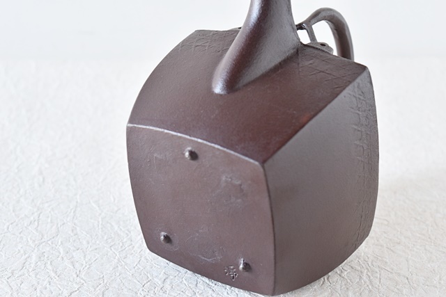 佐藤浄清作 菱地紋 四方銚子 - 生活骨董と古布のアンティークショップ