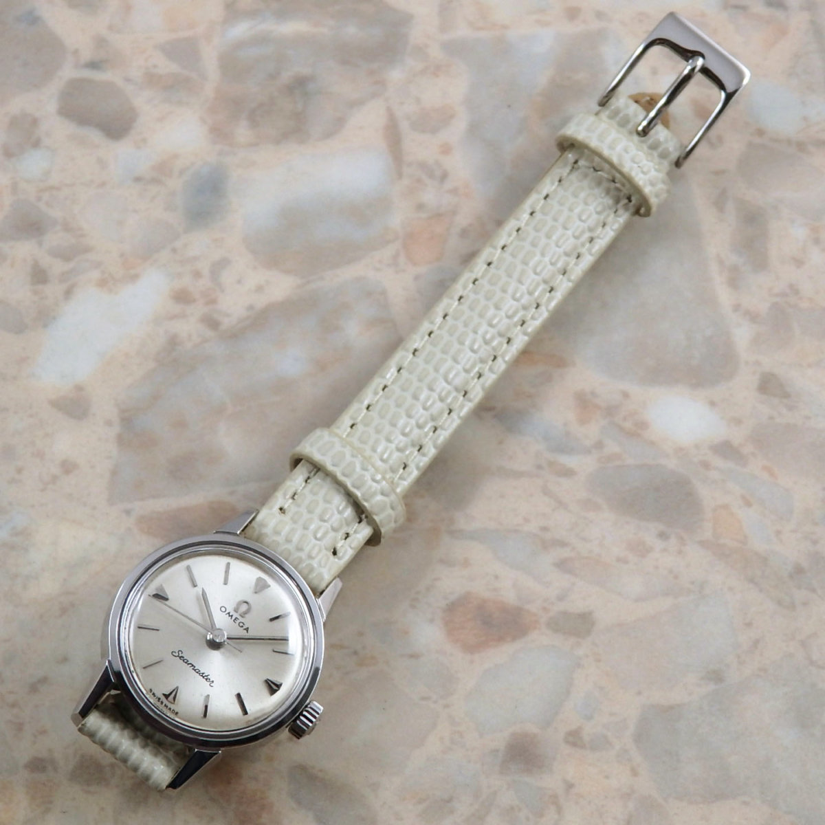 OMEGA 60's 機械式レディースウォッチ 稀少 シーマスター クサビ