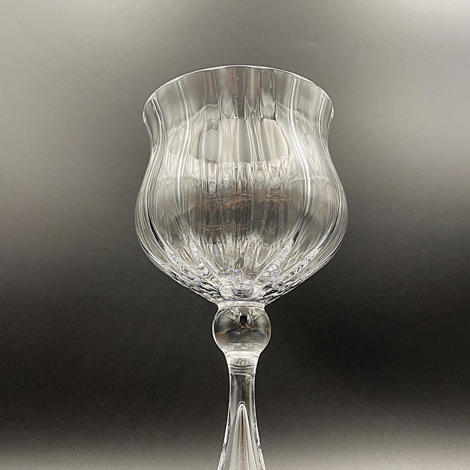 DAUM（ドーム）クリスタル Verona （ベローナ）モデル ワイングラス2