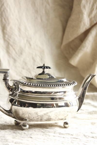 アンティークシルバーティーストレーナー 茶こし 受け皿 イギリス