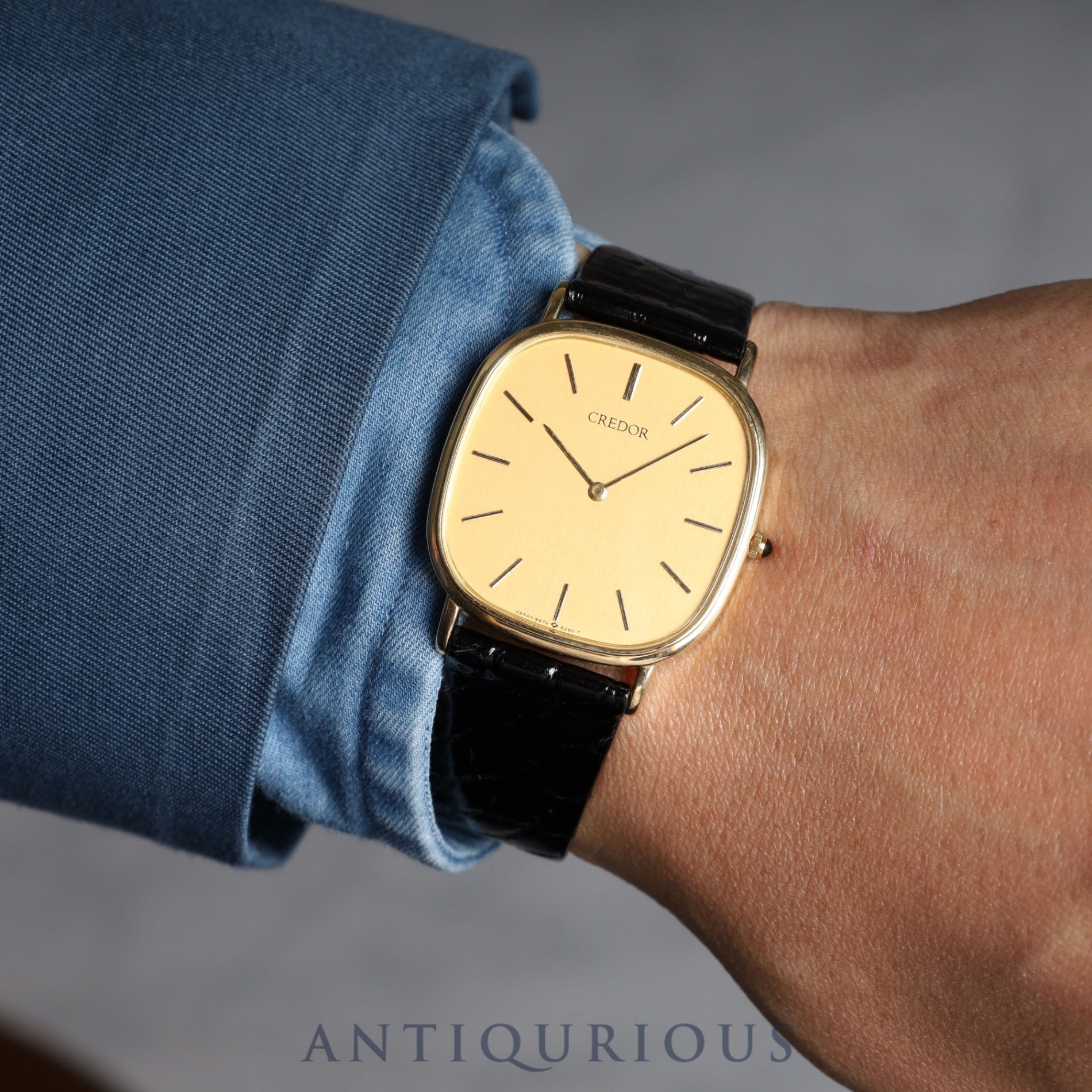 セイコー クレドール 9570-5230 クォーツ K18YG 革 ゴールド文字盤