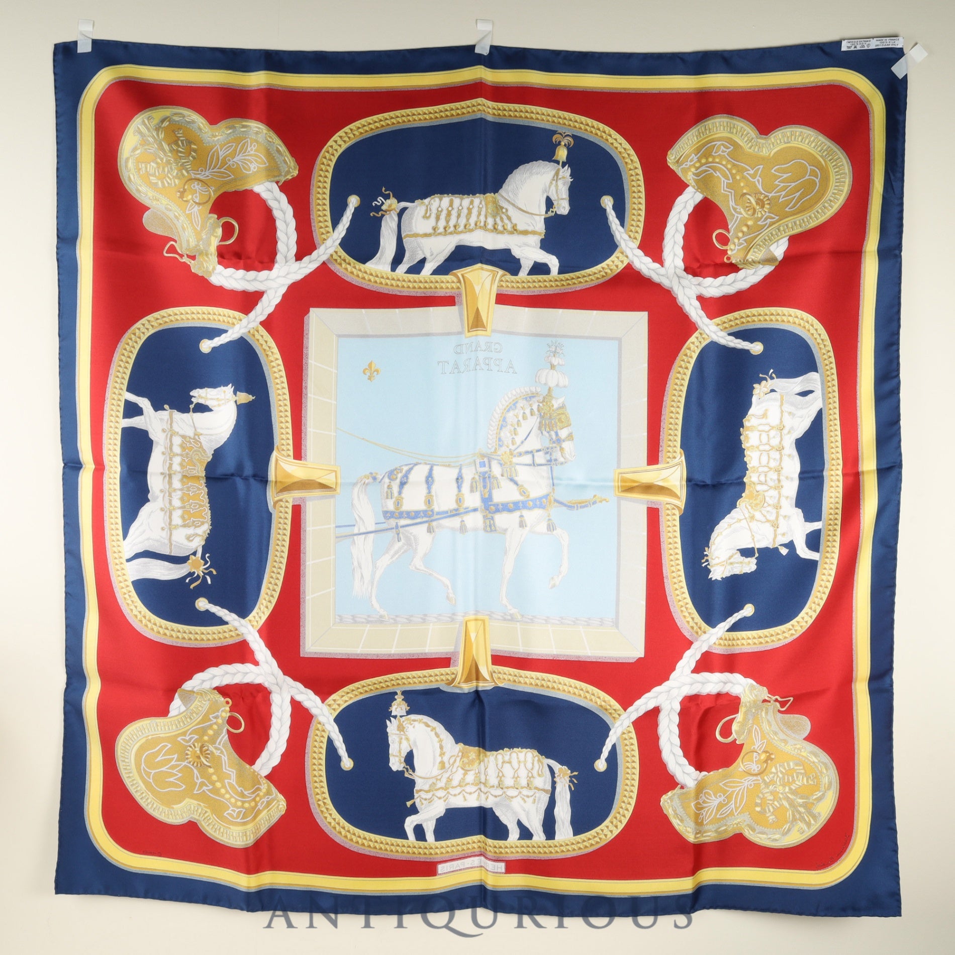 エルメス スカーフ カレ90 GRAND APPARAT 盛装の馬 箱 冊子 SILK100