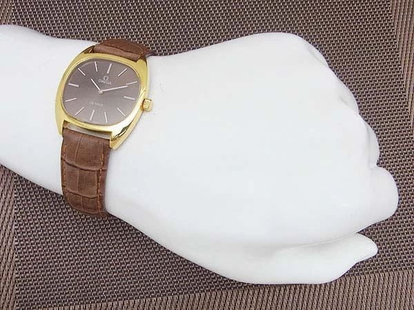 O-7907| オメガ デビル Ref.111.0132 Cal.625 GP/SS トノーケース