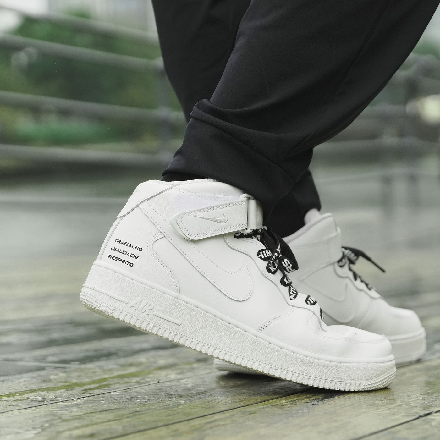 NIKE AIR FORCE 1 MID '07（黒刻印） – 鹿島アントラーズFC - 公式