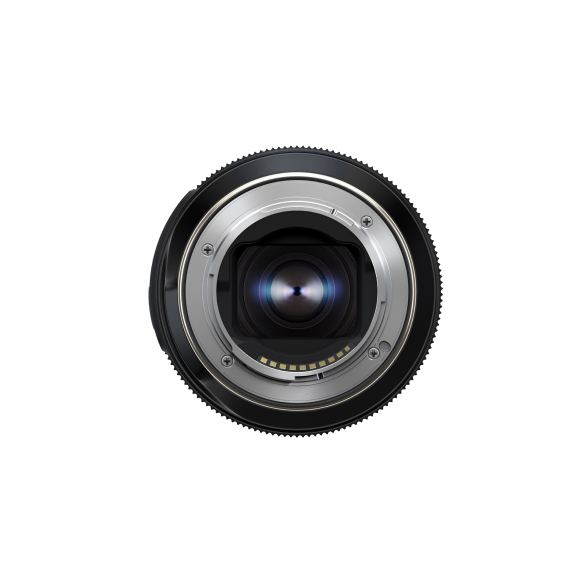 90mm F/2.8 Di III MACRO VXD は最もバランスの取れたマクロレンズ