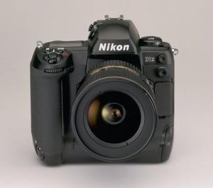 ASCII.jp：ニコン、547万画素の一眼レフデジカメ『D1X』を5月下旬に発売