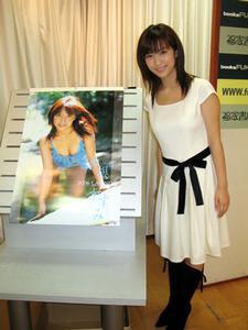 ASCII.jp：【ニュース】「しばらく卒業する気はありません!」 仲根