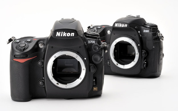 ASCII.jp：D700にするか、D300にするか、それが問題だ (1/5)