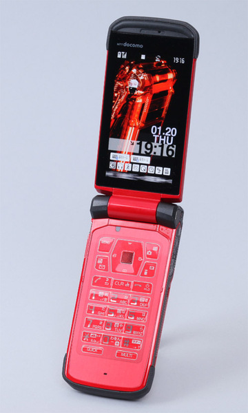 ASCII.jp：ドコモのタフネスケータイ「N-03C」をチェック！ (1/2)