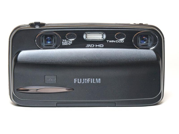 ASCII.jp：ワイド液晶化でインパクトアップ!? 「FinePix REAL 3D W3