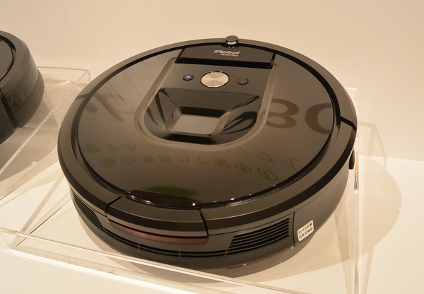 ASCII.jp：ルンバ最上位機、カメラ搭載で最大112畳稼働 (1/2)