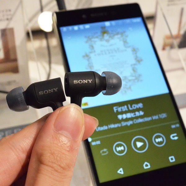 ASCII.jp：夢のノイキャン＆ハイレゾ対応ヘッドセットはXperia Z5以外