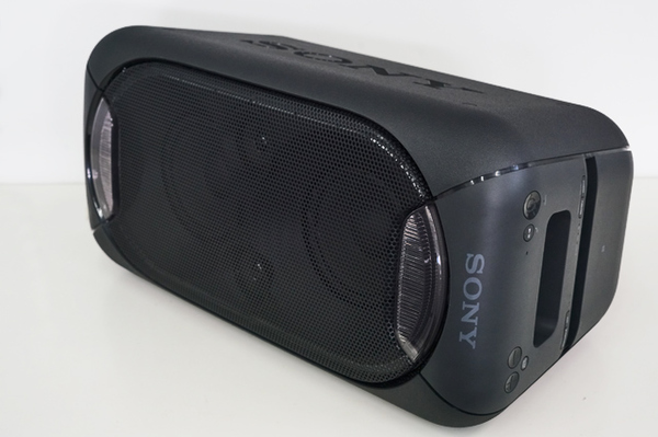 屋外用PA機材にもなるスピーカー「SRS-XB60」：Xperia周辺機器 - 週刊