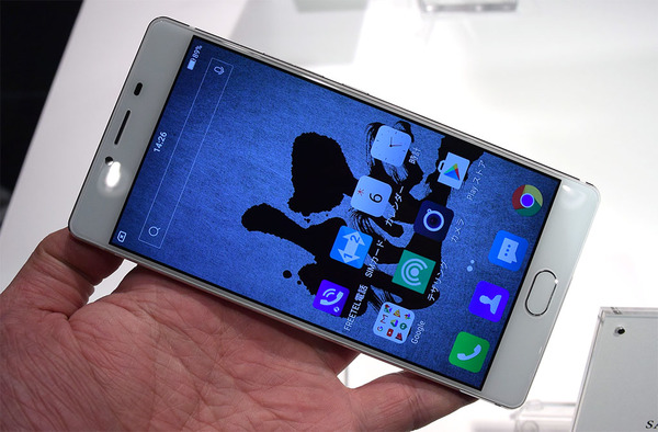 ASCII.jp：12月発売のFREETELスマホ、10コアCPUの「極2」と5000mAhの