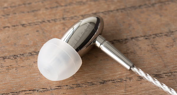 ASCII.jp：final、バランスドアーマチュア型イヤフォンの新モデル「FI