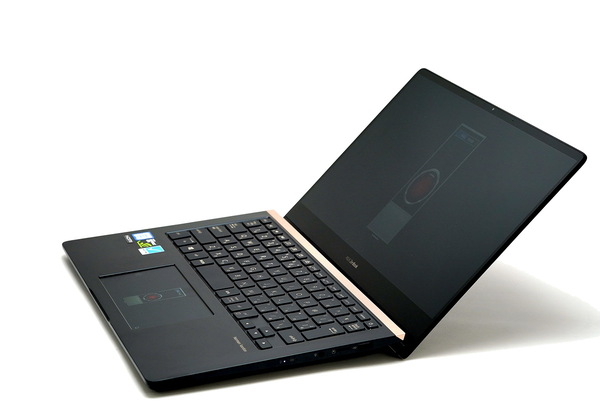 ASCII.jp：ZenBook Pro 14 実機レビュー = ちょうどいいサイズの超爆速