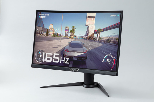 ASCII.jp：急カーブをえがくGIGABYTEの湾曲液晶はゲームへの没入感が