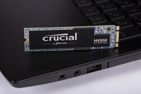 ASCII.jp：1TB/2TB SSD時代の定番、Micron「Crucial MX500」オススメの