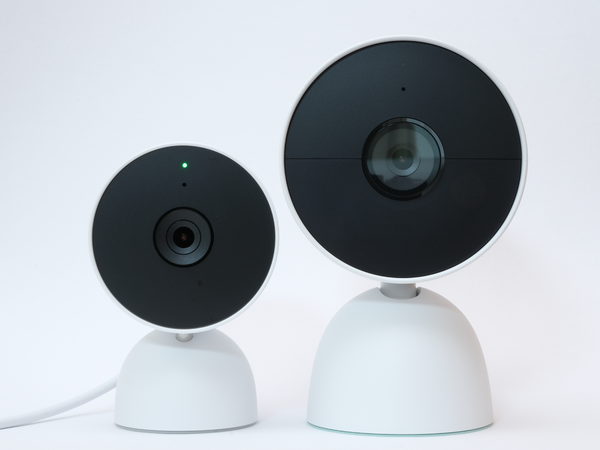 ASCII.jp：バッテリー非搭載でお手頃価格を実現した「Google Nest Cam