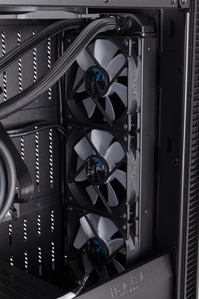 ASCII.jp：10コア/20スレッドのCore i9-10900Kでも360mmラジエーターで