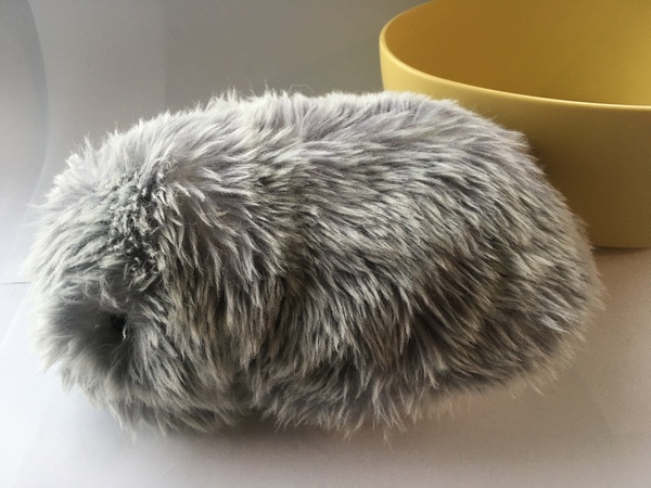 生き物的な可愛さを追求した、もふもふのAIペット「MOFLIN」 : - ASCII