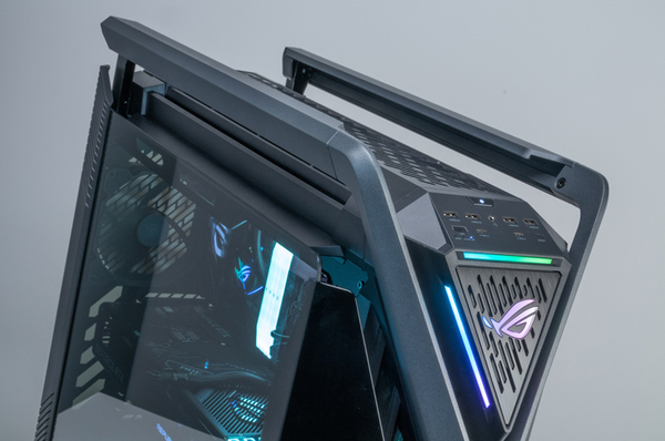 ASCII.jp：デザインと機能性が融合「ROG Hyperion」採用、ASUS尽くしの