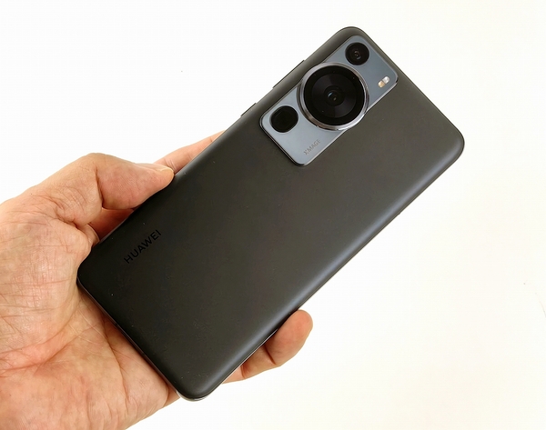 ASCII.jp：10段階可変絞りのカメラフォン、ファーウェイ「HUAWEI P60