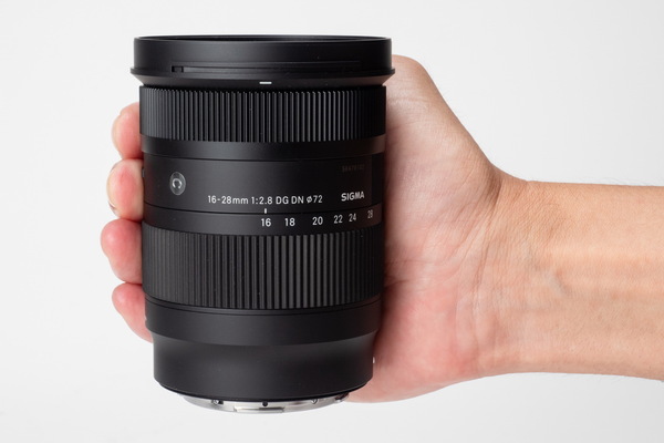 ASCII.jp：SIGMA「16-28mm F2.8 DG DN」実機レビュー = 最先端の超広角