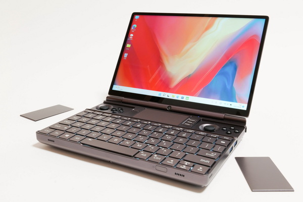ASCII.jp：超爆速のミニゲーミングPC「GPD WIN Max 2」実機レビュー
