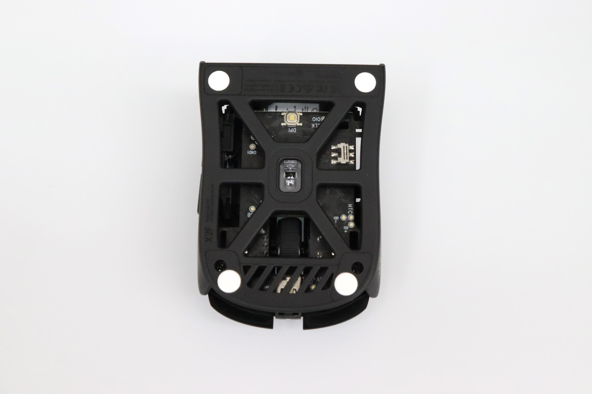 見た目にギョッ！ なんだこれ!? 大胆にボディーを削ったPulsarの