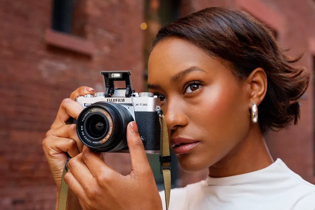 ASCII.jp：【詳細速報】15万円台で買えるクラカメ-デザインの簡単