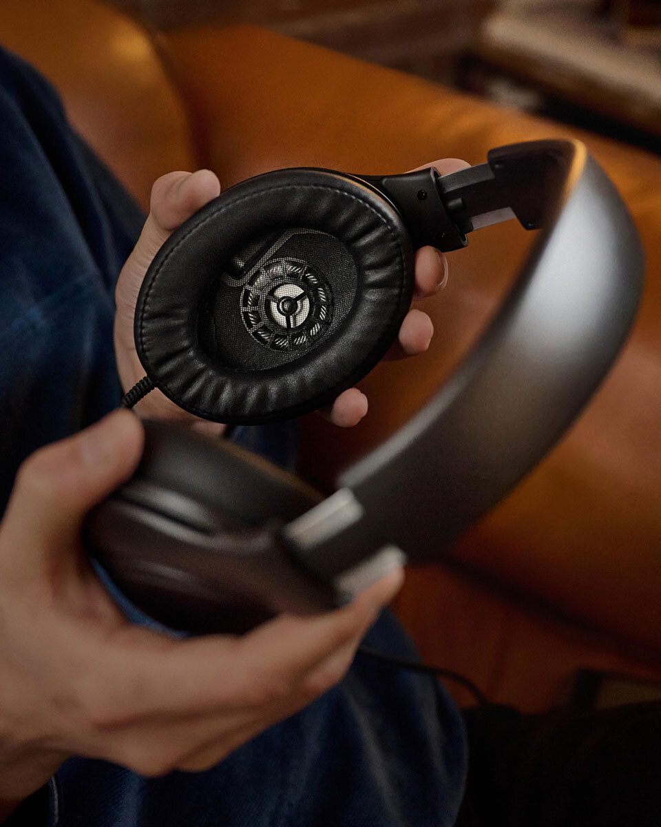 ゼンハイザー、密閉型の弱点解決に取り組んだ新ヘッドホン「HD 620S