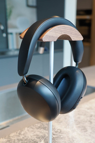 ASCII.jp：映画を楽しむのにいい！ Sonos初のヘッドホン「Sonos Ace