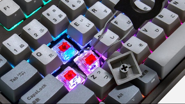ASCII.jp：ホットスワップ対応メカニカルキーボードのRGB搭載モデル