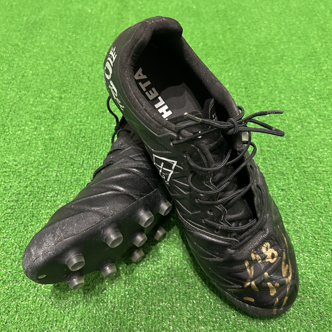 大山啓輔選手サイン入りスパイクプレゼント企画 | アスファン-ASFAN-