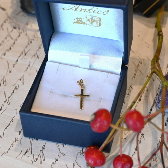 クロス トップ | 芦屋Antico