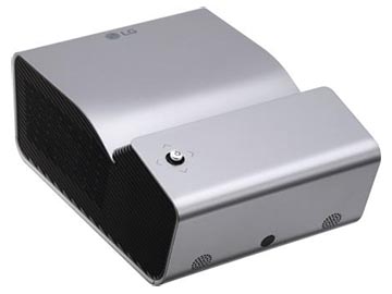 LG、バッテリ内蔵のワイヤレス超短焦点プロジェクタ。460gのコンパクト