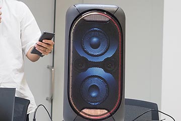 心震わす大音量、ソニーの光る特大Bluetoothスピーカー「XB60」。14