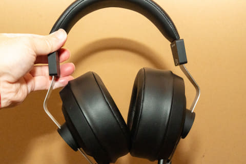 ミニレビュー】finalで10万円未満の密閉型有線ヘッドフォン「DX3000 CL