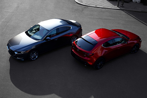 マツダ、「MAZDA3」を発売。深化した魂動デザイン初の量産モデル - Car