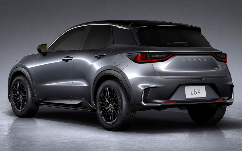 レクサス新型「LBX」、新車装着タイヤとして横浜ゴムの