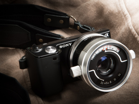 デジカメドレスアップ主義：陸にあがった水中カメラ - デジカメ Watch