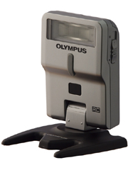 オリンパス、バウンス発光できる小型ストロボ - デジカメ Watch Watch