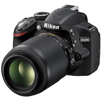 ニコン、オプションでスマホへの画像転送が可能になる「D3200