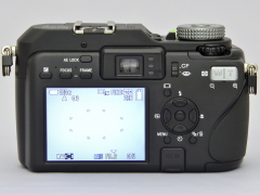 オールドデジカメの凱旋：ソニー サイバーショットDSC-V3（2004年