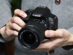 写真で見るキヤノンEOS Kiss X7 - デジカメ Watch Watch